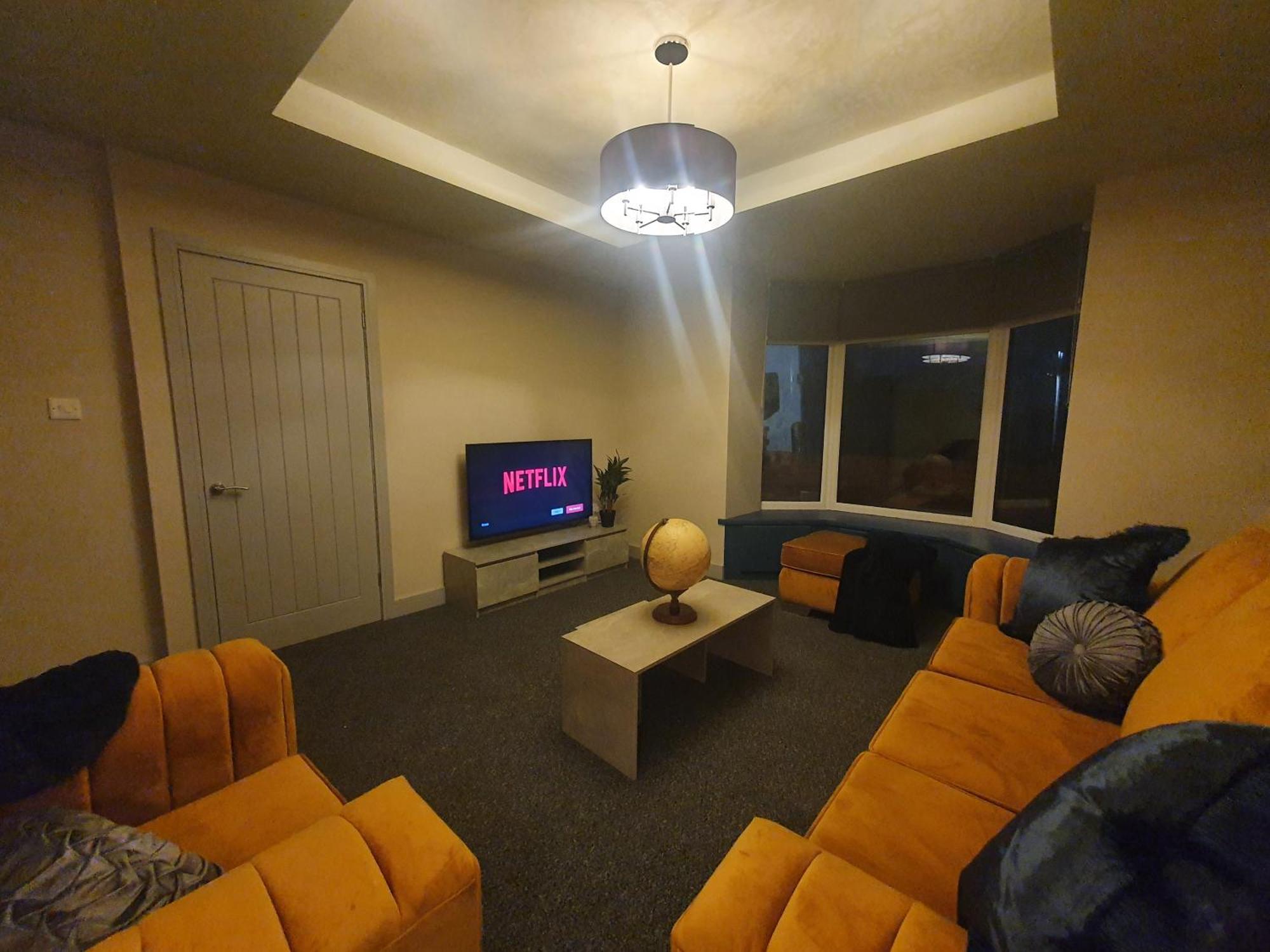 4 Bedroom Luxury House. Bike Park Wales. Secure Bike Store. Brecon Beacons Dowlais Exteriér fotografie